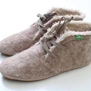 Sanuk Hey Dude Payton shoes Size 8 Rubber soles‎ leather uppers